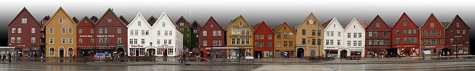 File:Brygge Norway 2005-08-18.jpg