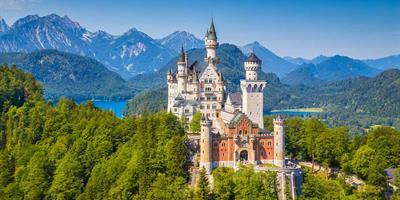 Beautiful view of Neuschwanstein Castle builded in 19th-century, Bavaria, Germany?400x200;crop