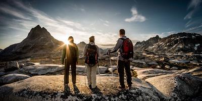 Hiking in Greenland - ©Mads Pihl - greenland.com?400x200;crop