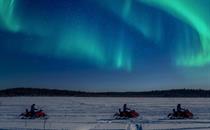 Snowmobile night tour ©Apukka Resort