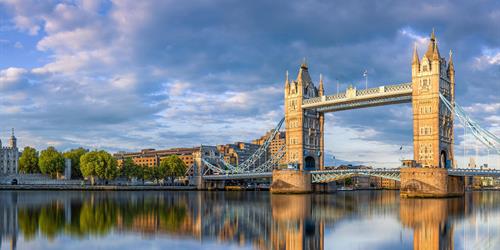 tower bridge uk